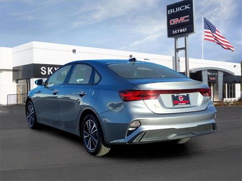 Used 2024 Kia Forte LXS image 4