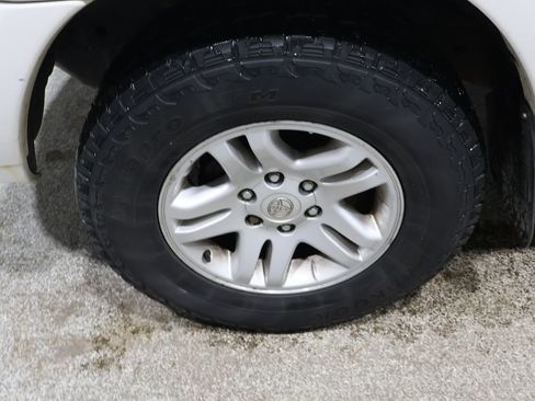 Used 2004 Toyota Tundra SR5 image 8