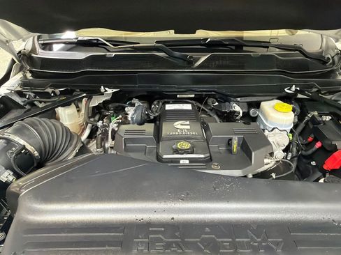 Used 2022 RAM 2500 Limited AWD/4WD image 58