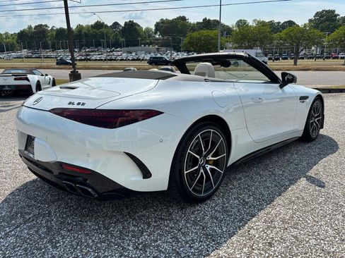 Used 2022 Mercedes-Benz SL 63 AMG 4MATIC image 54