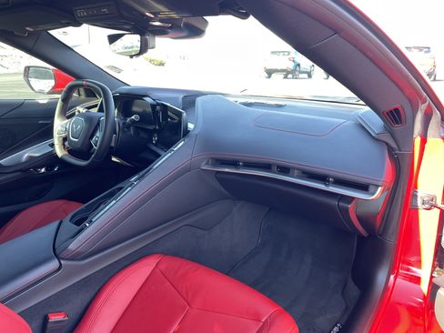 Used 2024 Chevrolet Corvette Stingray Coupe w/ 1LT image 18