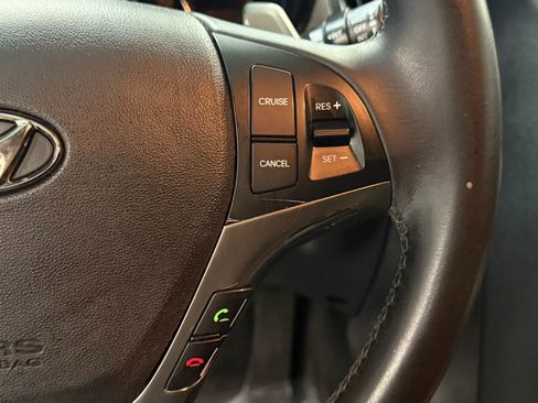 Used 2013 Hyundai Genesis 3.8 image 23