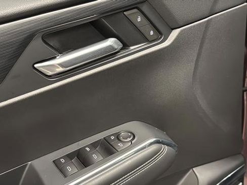 Used 2025 GMC Acadia Elevation w/ Elevation Premium Package image 22