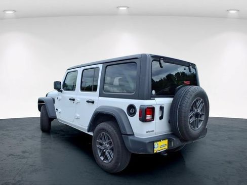 Used 2024 Jeep Wrangler Unlimited Sport AWD/4WD image 13