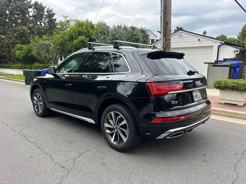 Used 2023 Audi Q5 2.0T Premium w/ Convenience Package AWD/4WD image 5