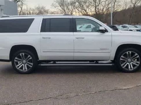 Used 2019 GMC Yukon XL Denali w/ Denali Ultimate Package image 9