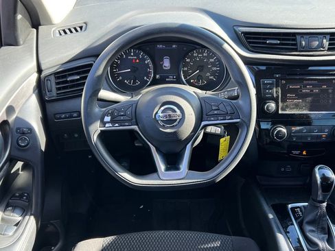 Used 2020 Nissan Rogue Sport S w/ Appearance Package image 10