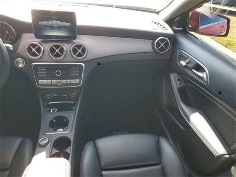 Used 2019 Mercedes-Benz GLA 250 GLA 250 image 33