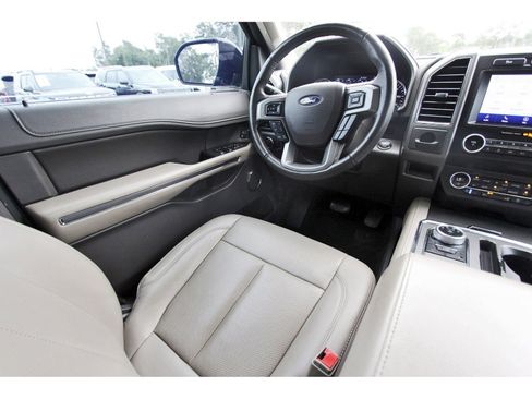 Used 2021 Ford Expedition XLT RWD image 11