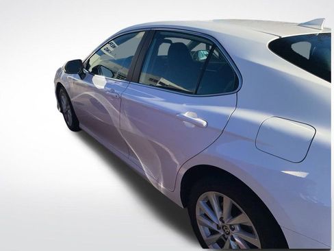 Used 2023 Toyota Camry LE image 9