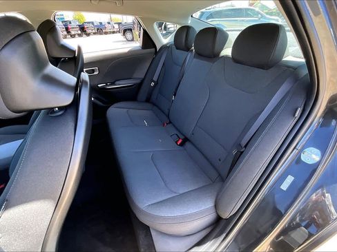 Used 2025 Kia K4 LX image 20