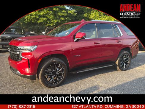 Used 2023 Chevrolet Tahoe LT w/ Luxury Package RWD image 1