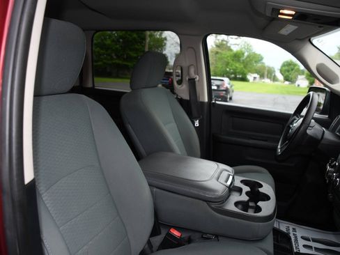 Used 2016 RAM 1500 Express AWD/4WD image 25