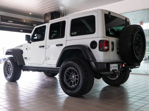 Used 2023 Jeep Wrangler Unlimited Sport AWD/4WD image 7