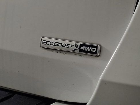 Used 2020 Ford Explorer XLT w/ Equipment Group 202A image 31