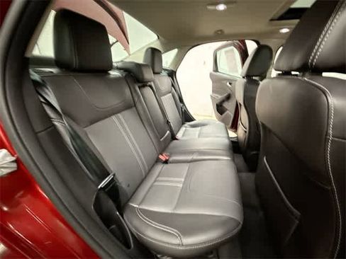 Used 2014 Ford Focus SE w/ Equipment Group 201A image 21