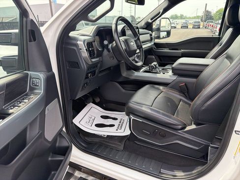 Used 2024 Ford F150 Lariat w/ Bed Utility Package AWD/4WD image 23