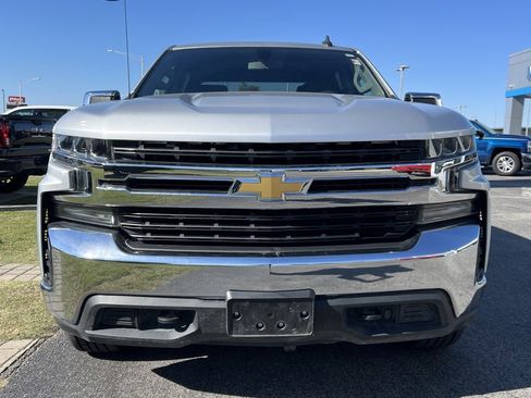 Used 2020 Chevrolet Silverado 1500 LT w/ All-Star Edition image 3