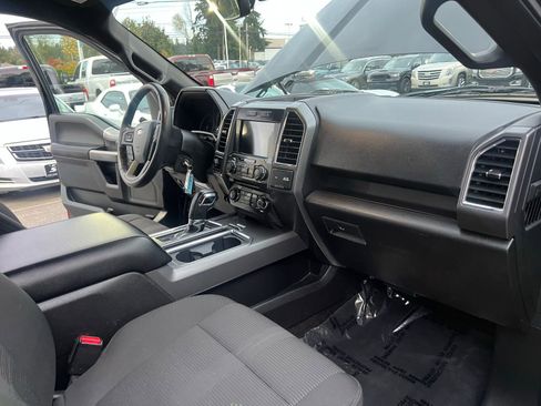 Used 2016 Ford F150 XLT w/ Equipment Group 302A Luxury image 32