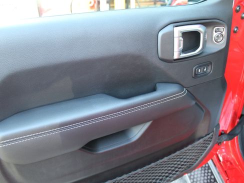 Certified 2021 Jeep Wrangler Unlimited Sahara w/ Cold Weather Group image 6