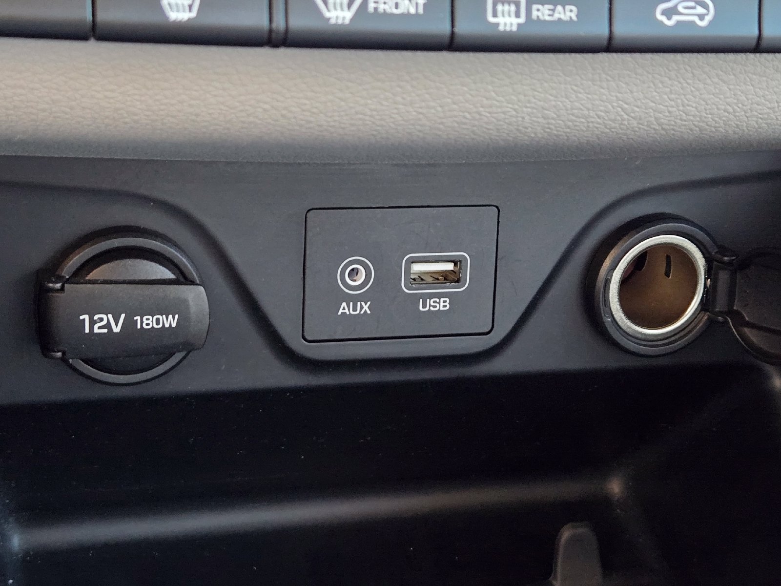 Used 2020 Hyundai Tucson Value FWD image 18