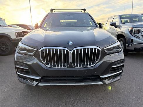 Used 2022 BMW X5 xDrive45e w/ Climate Comfort Package image 2