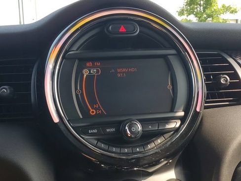 Used 2018 MINI Cooper S FWD image 23