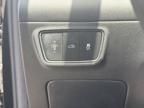 Used 2023 Hyundai Santa Cruz SEL AWD/4WD image 19