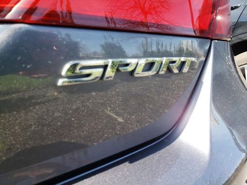 Used 2015 Honda Accord Sport image 7