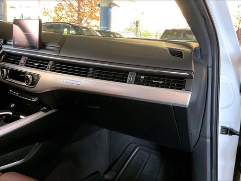 Used 2019 Audi A4 2.0T Premium w/ Convenience Package image 18