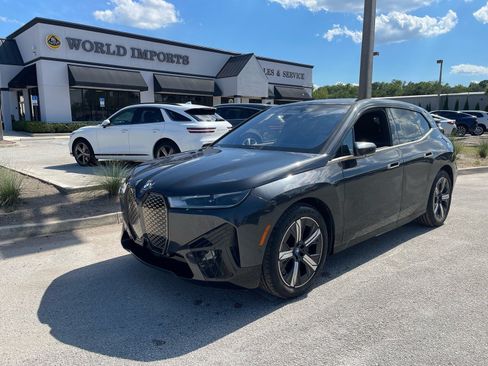 Used 2022 BMW iX xDrive50 w/ Premium Package AWD/4WD image 51