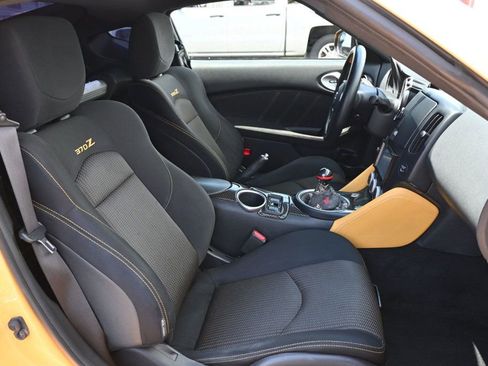 Used 2018 Nissan 370Z Coupe w/ Z34 Heritage Edition - Yellow image 11