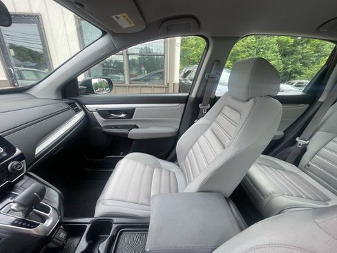 Used 2018 Honda CR-V LX image 17