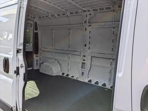 Used 2021 RAM ProMaster 2500 image 11