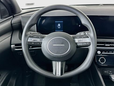Used 2025 Hyundai Santa Cruz SEL FWD image 18
