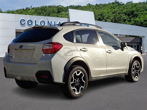 Used 2016 Subaru Crosstrek 2.0i Premium image 6