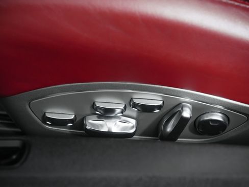 Used 2018 Porsche 911 Targa 4 GTS image 85