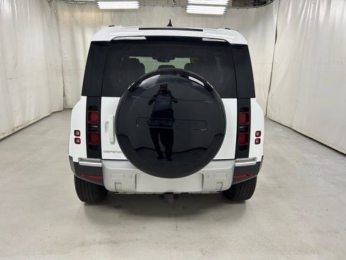 Used 2025 Land Rover Defender 110 S AWD/4WD image 5