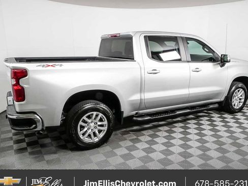 Certified 2021 Chevrolet Silverado 1500 LT AWD/4WD image 2