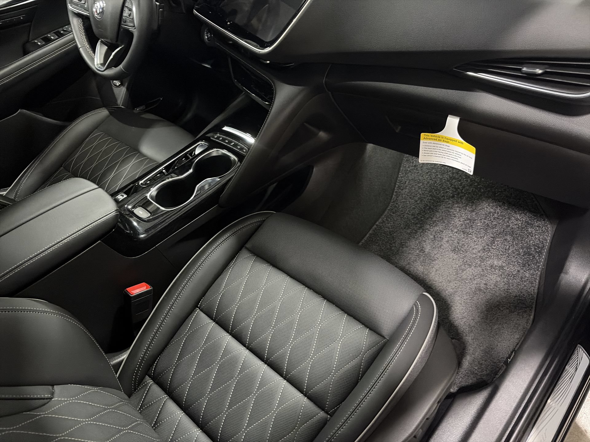 Used 2023 Buick Envision Avenir AWD/4WD image 32