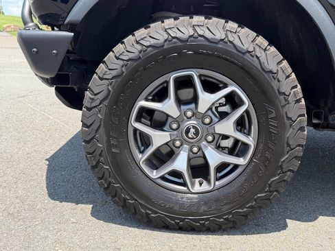 Used 2023 Ford Bronco Badlands AWD/4WD image 11