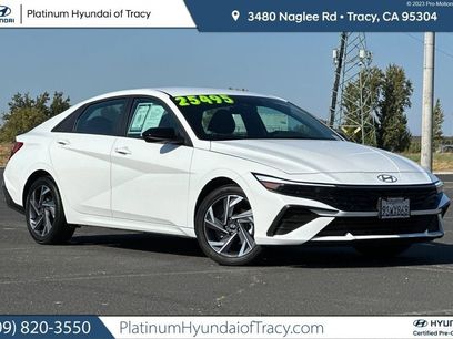 Used 2025 Hyundai Elantra Sport w/ Cargo Package