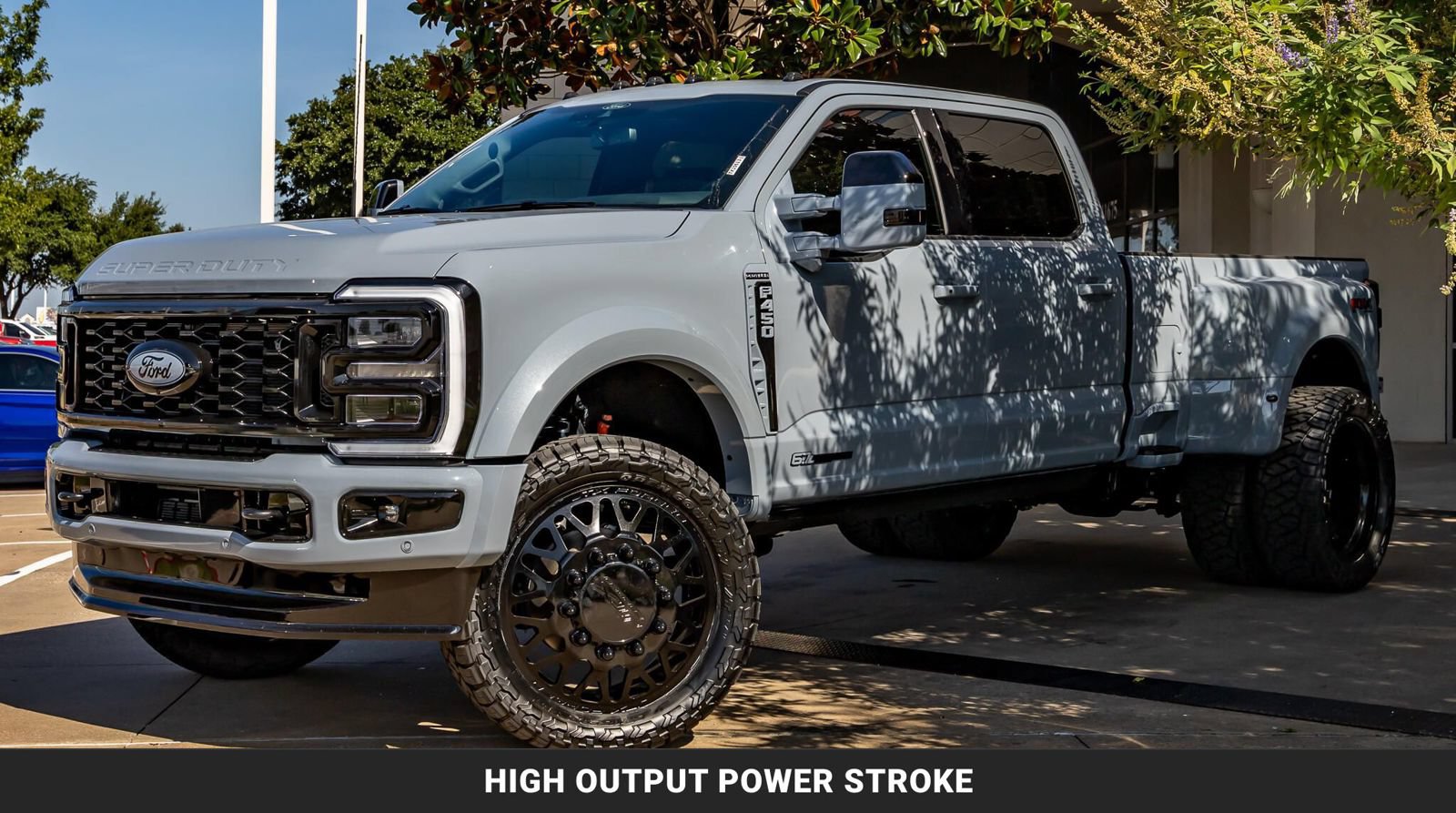Used 2026 Ford F450 Platinum w/ FX4 Off-Road Package AWD/4WD image 5