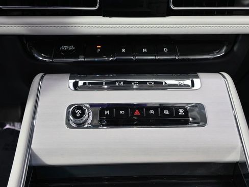 New 2026 Lincoln Aviator Reserve AWD/4WD image 30