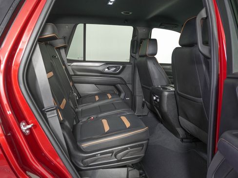 Used 2024 GMC Yukon AT4 image 11