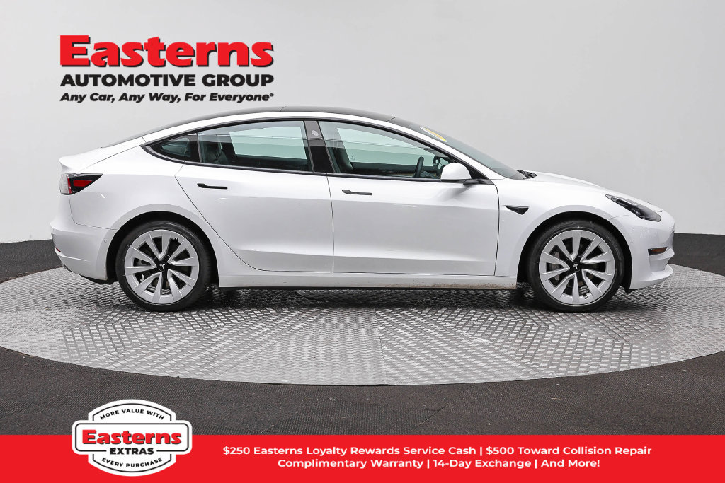 Used 2022 Tesla Model 3 Long Range AWD/4WD image 5