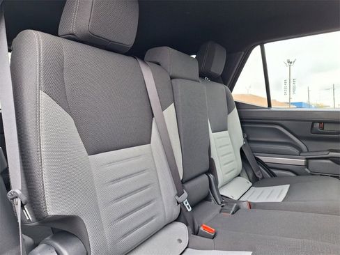 Used 2025 Toyota 4Runner TRD Off-Road image 18