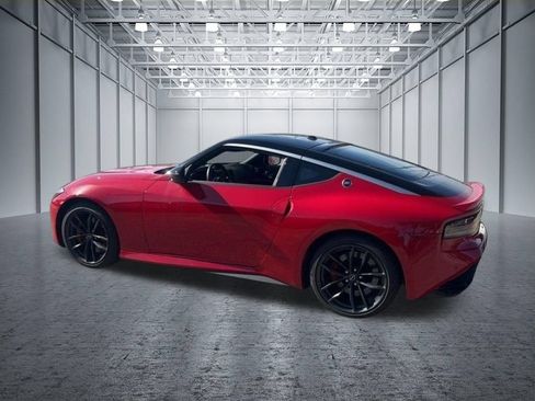 Used 2025 Nissan Z Performance w/ Floor Mat Package RWD image 5