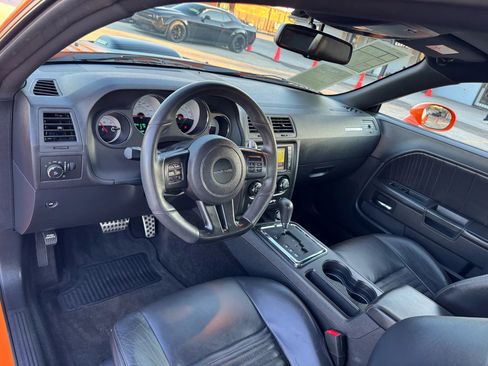 Used 2014 Dodge Challenger R/T image 25