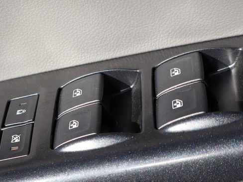 Used 2021 Chevrolet Colorado W/T w/ WT Convenience Package image 19